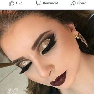 Meet your Posher, Lorraine